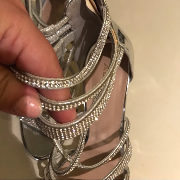 SOLD— 💖🤩⚡️Aldo Swarovski Crystal’s heels⚡️🤩💖 - Picture 5 of 10